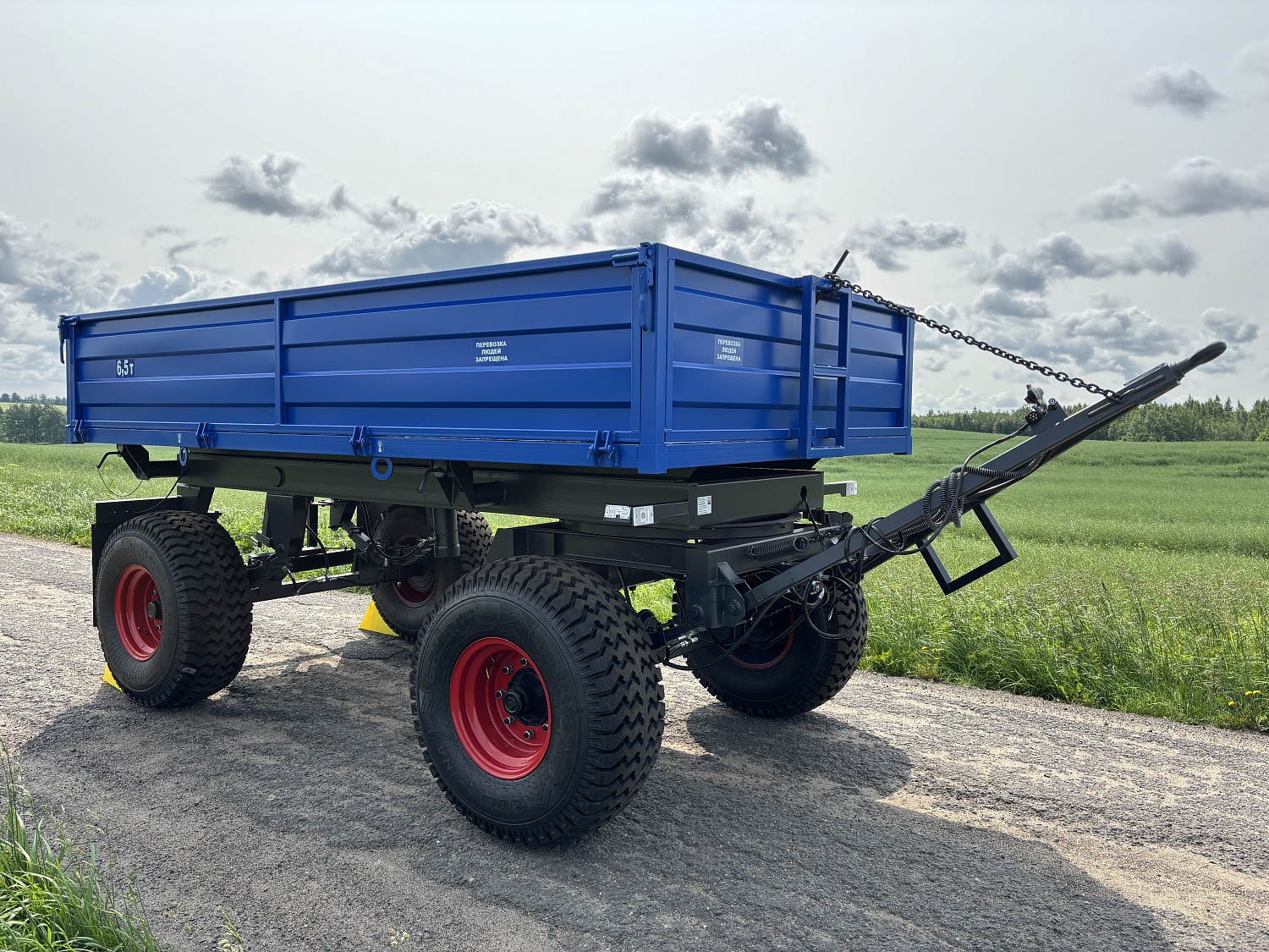 Прицеп тракторный самосвальный 2ПТС-6,5У
