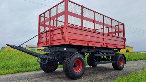 Прицеп тракторный самосвальный 2ПТС-10С