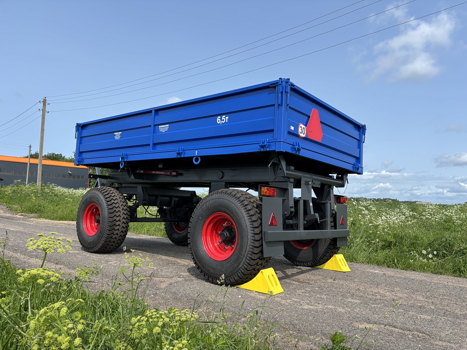 Прицеп тракторный самосвальный 2ПТС-6,5У