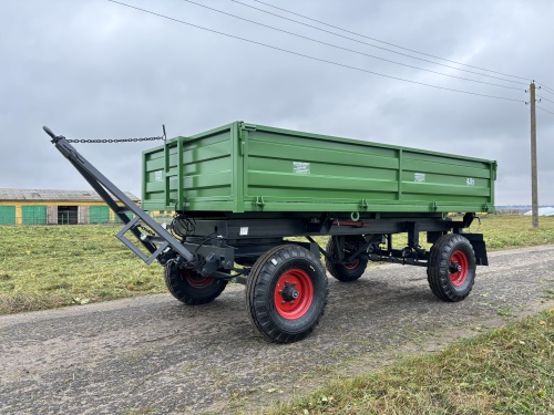 Прицеп тракторный самосвальный 2ПТС-4,5